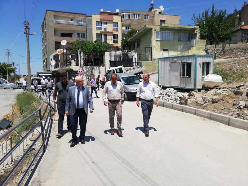 Karabağlar Belediyesi ekipleri tam kadro sahada