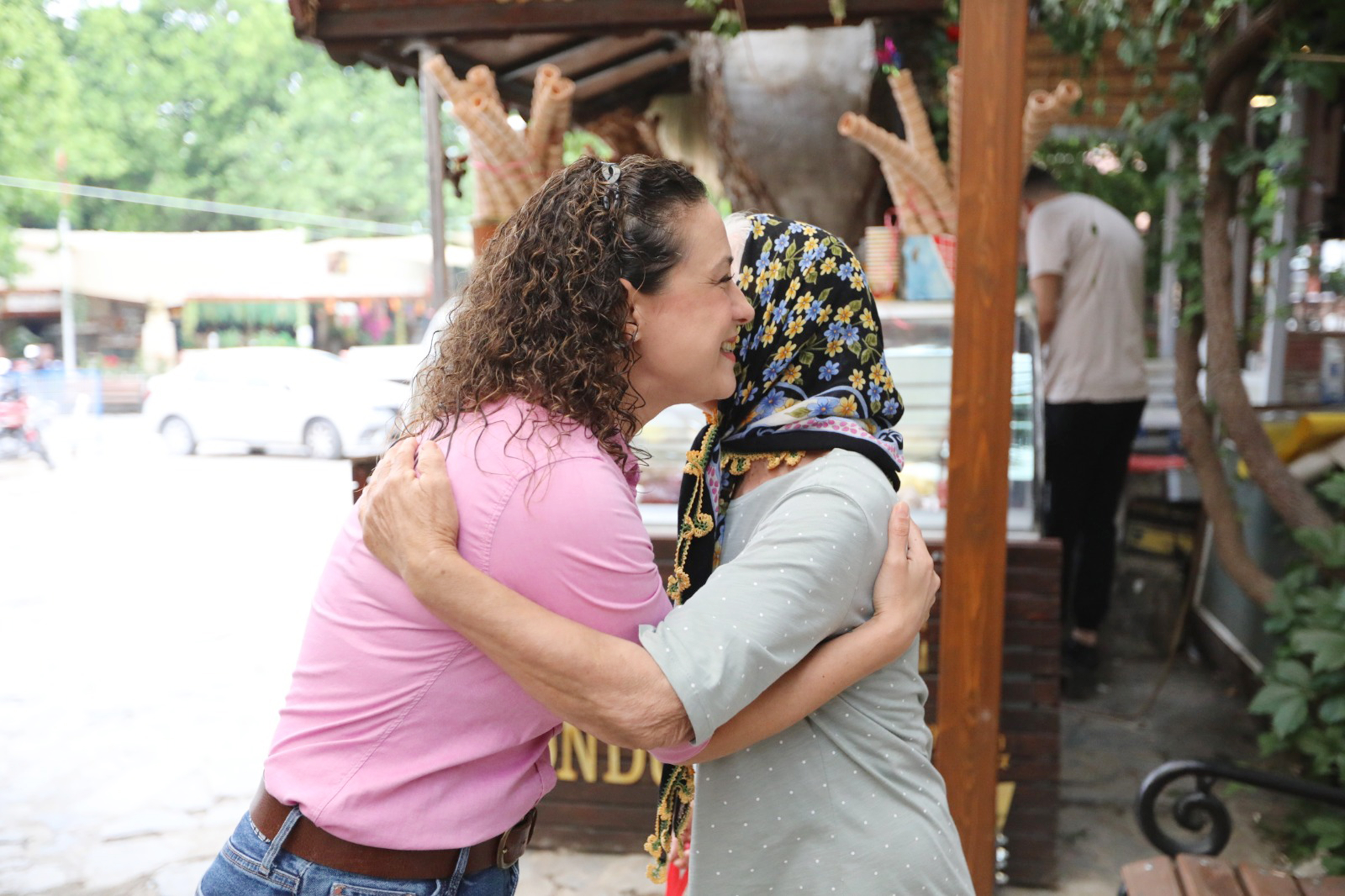 Selçuk'un dayanışma raporu: 26 bin kişiye yardım eli