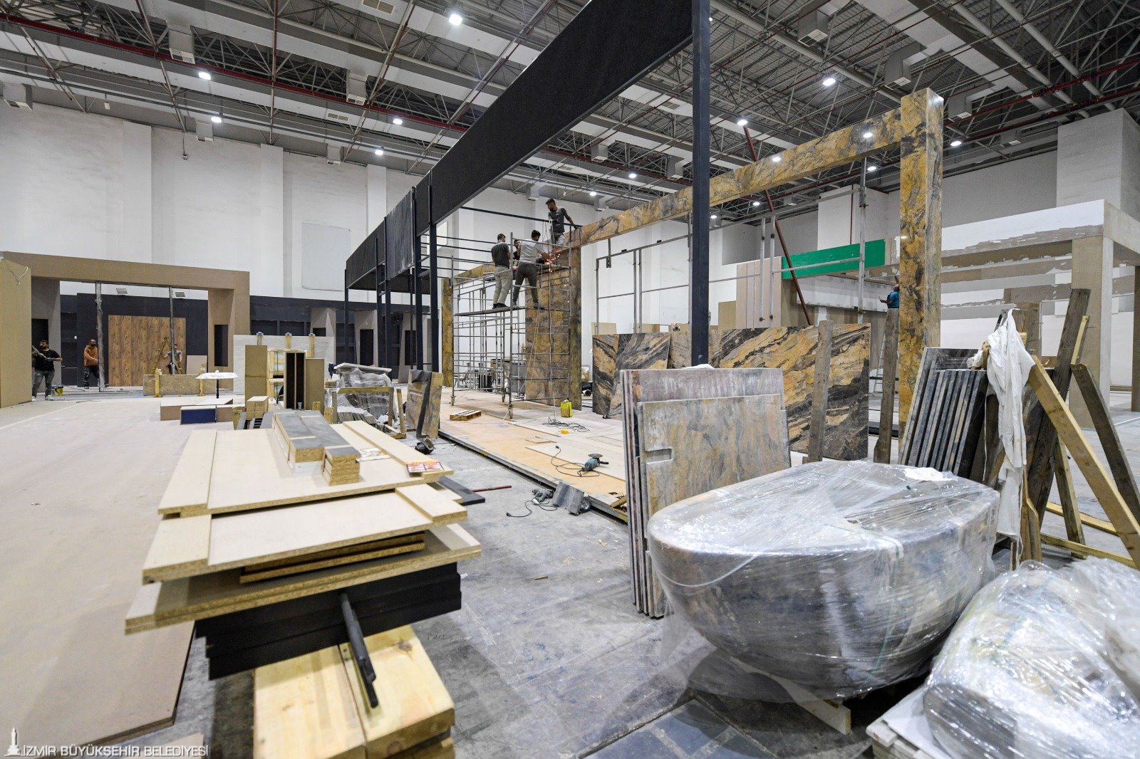 Doğaltaşın kalbi İzmir'de atacak!