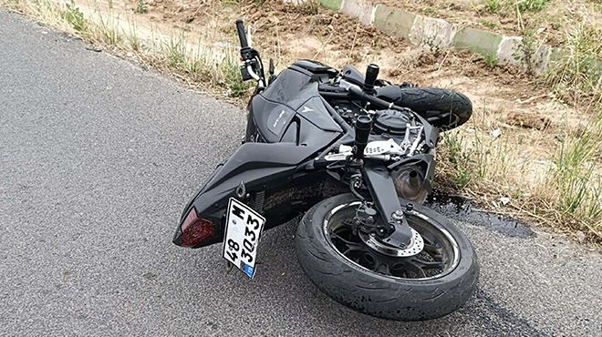 Feci kaza: 2 arkadaş can verdi!