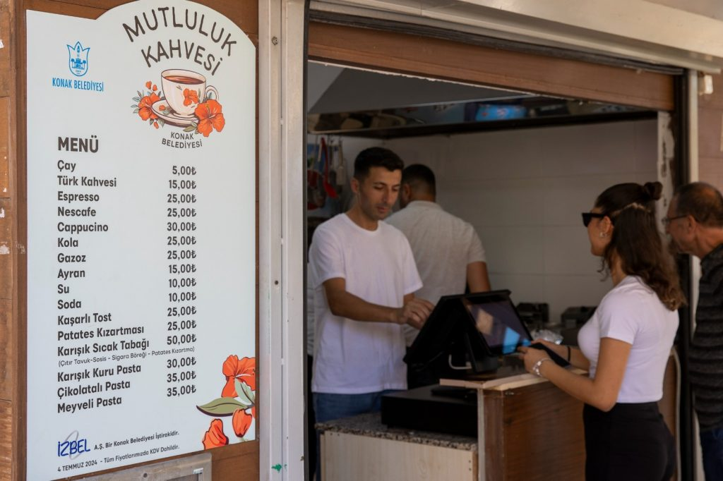 Başkan Mutlu'dan Konak'a Mutluluk Projesi: Gülen Yüzler Projesi Başladı