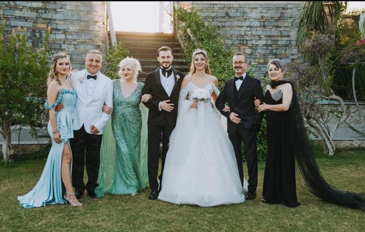 "Yaman ve Bulut Ailelerinden Görkemli Düğün"