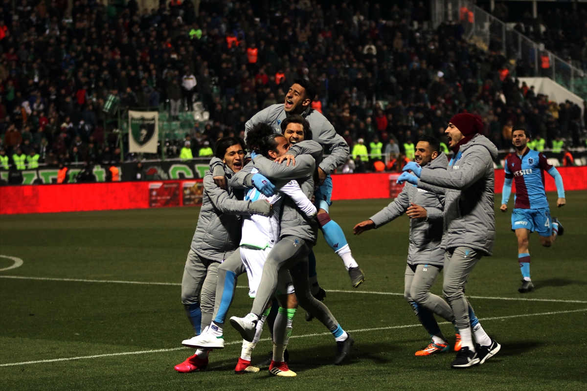 Trabzonspor, penaltılarla çeyrek finalde