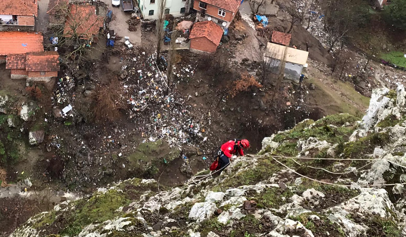 Nefes kesen keçi kurtarma operasyonu