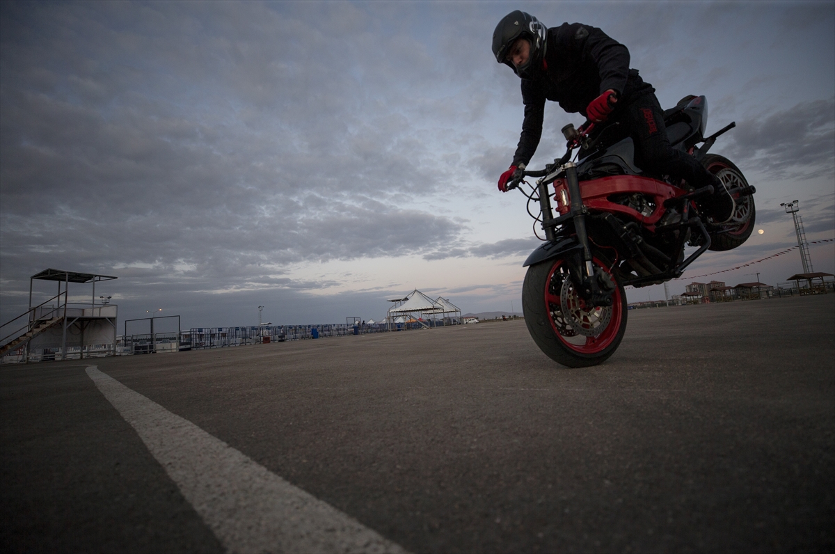 Avrupa Motosiklet Akrobasi Şampiyonası'nda final heyecanı