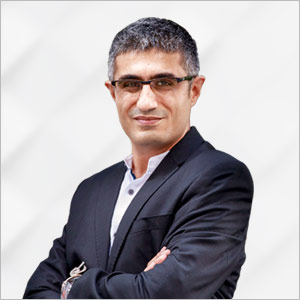 Diyarbakır'da terörle mücadelenin başındaki emniyet müdürü, terör örgütü üyeliğinden yargılanıyor