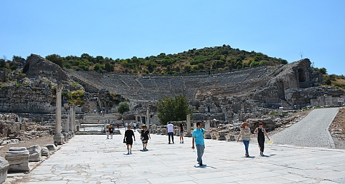 ADIM ADIM EFES GÜNLÜĞÜ