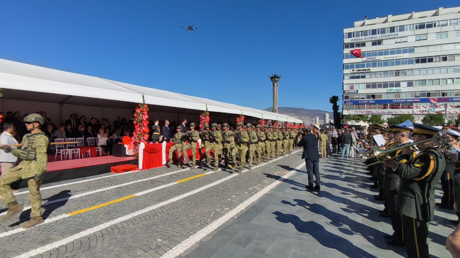 İzmir'de 29 Ekim Cumhuriyet Bayramı manzaraları