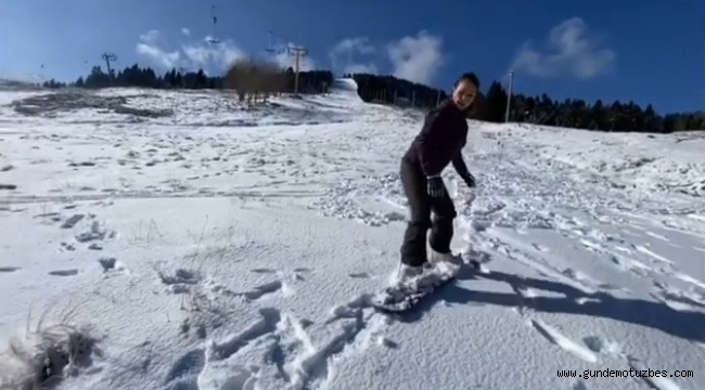 Hülya Avşar Uludağ'da kayak yaptı