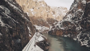 Erzincan'daki masalsı kanyonlar turizmcileri cezbediyor