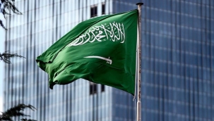 Suudi Arabistan, 20 ülkeden gelişleri askıya aldı