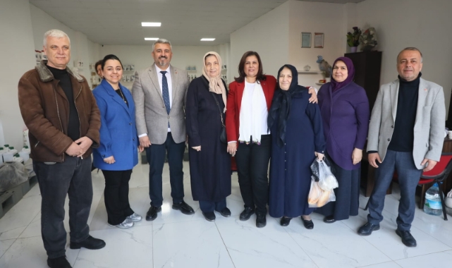 BAŞKAN ÇERÇİOĞLU İNCİRLİOVA’DA VATANDAŞLARLA BULUŞTU