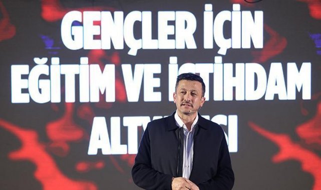 Hamza Dağ yeni müjde diyerek duyurdu: İlk bine giren öğrencilere 50 bin lira başarı ödülü