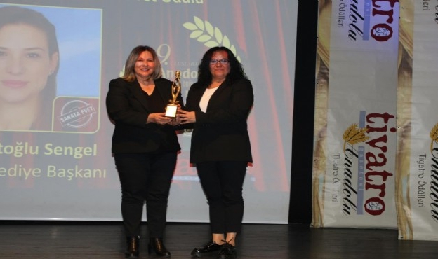 Selçuk Belediyesi&#039;ne &#039;Sanata Evet Ödülü&#039;