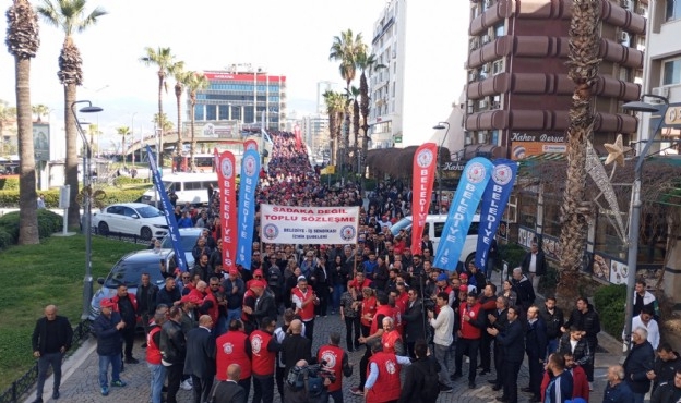 Üçüncü raunt... İzmir&#039;de 6 bin işçi yine iş bıraktı!