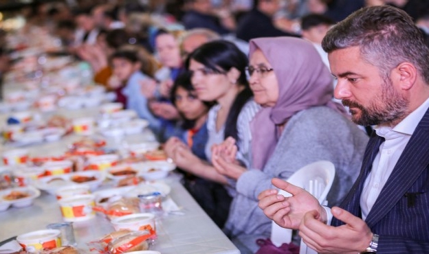 Duman&#039;dan Kadir Gecesi duası: Buca&#039;ya değer katmak!