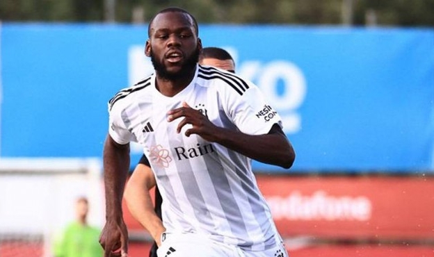 Beşiktaşlı futbolcuya silahlı saldırı!