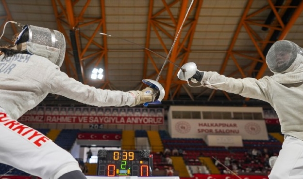 İzmir&#039;de eskrim heyecanı!