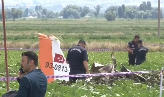 Eğitim uçağı düştü: İki pilot şehit oldu!