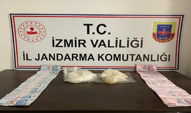 İzmir&#039;de zehir operasyonu: 2 tutuklama!