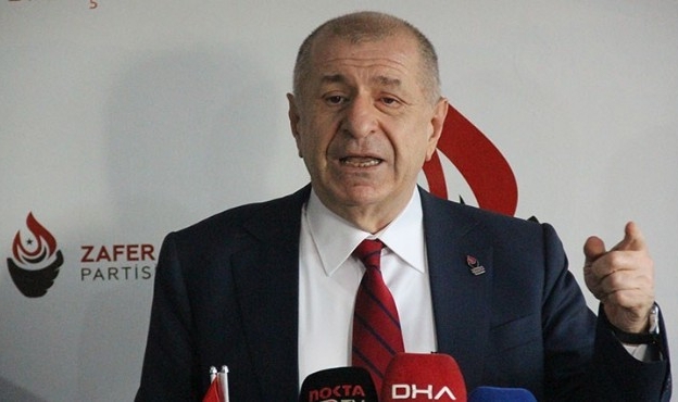 Ümit Özdağ&#039;dan &#039;Arapça&#039; tabela tepkisi