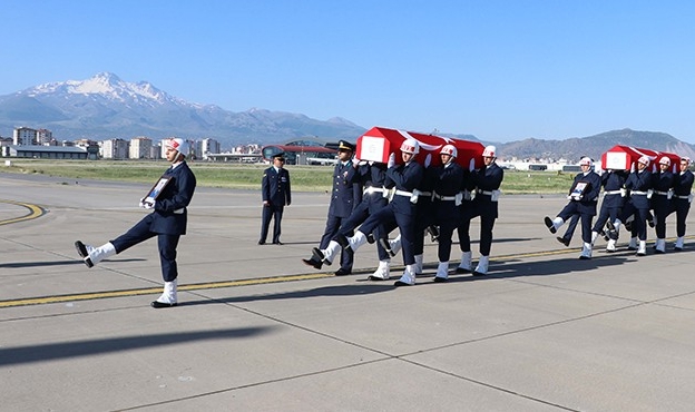 Yüreğimiz yanıyor!