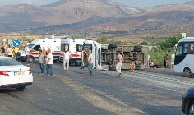 Zincirleme trafik kazası: 2 kişi can verdi!