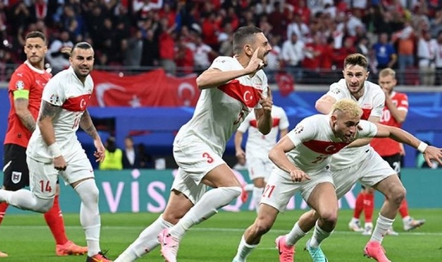 Beşiktaş&#039;tan Merih Demiral hamlesi