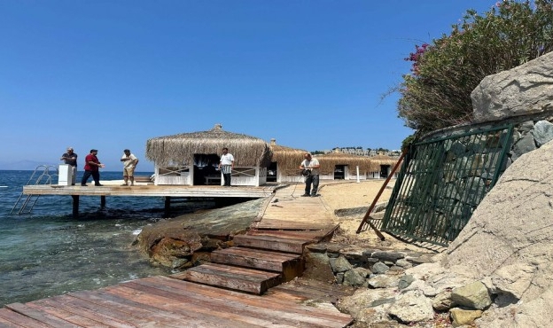 Bodrum&#039;da sahili ayıran demir kapı kaldırıldı