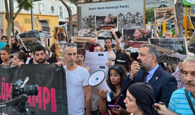 CHP İzmir’den hayvan hakları eylemlerine destek