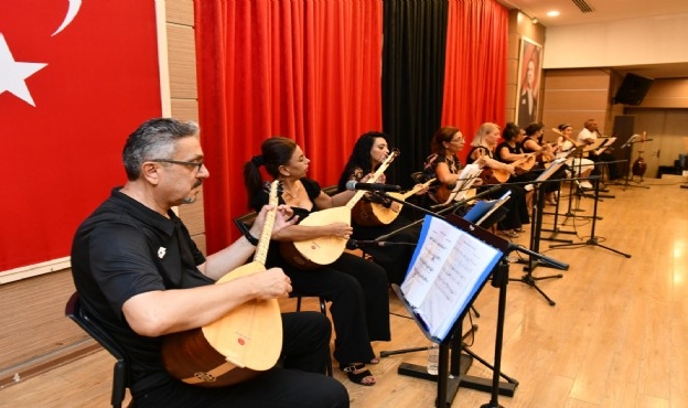 Çiğli THM Korosu&#039;ndan unutulmaz konser!