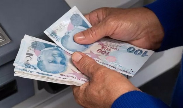 Emeklilerin fark ödemesi cuma günü yapılacak