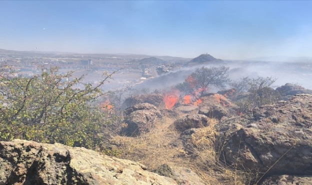 Afyonkarahisar&#039;daki yangın söndürüldü