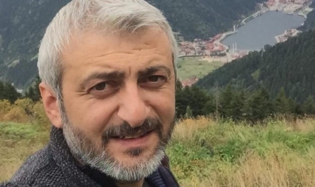 AK Partili eski başkan evinde ölü bulundu