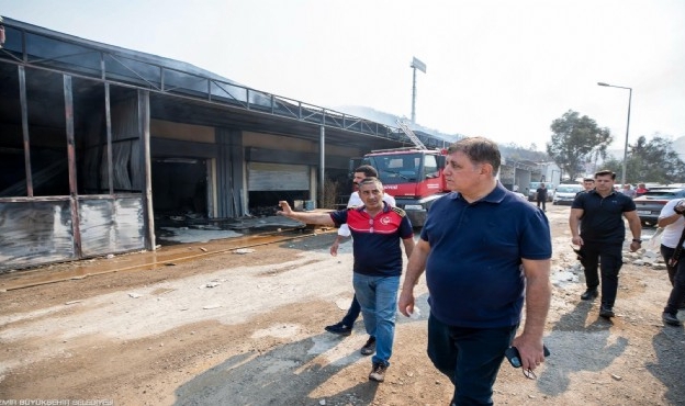 Başkan Tugay&#039;dan sahada inceleme... 4 bin hektarlık alan etkilendi!