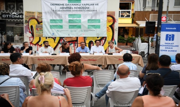 Bornova’da deprem forumu