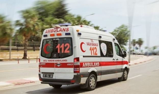 Feci kaza: Karı-koca can verdi!