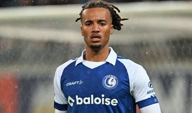 Fenerbahçe&#039;den sol beke yeni aday!