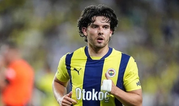 Ferdi Kadıoğlu için rekor teklif: İngiliz kulübü fiyat yükseltti