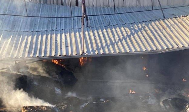 Kağıt fabrikasında yangın!