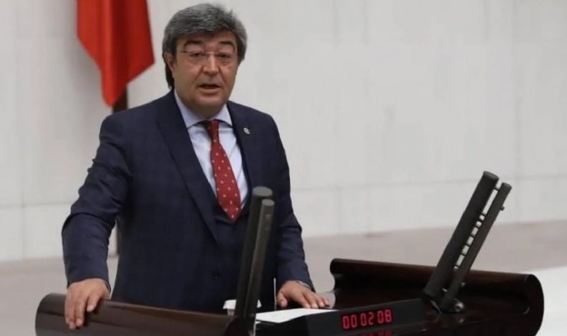 İYİ Parti&#039;de istifa dalgası: Bir vekil daha!