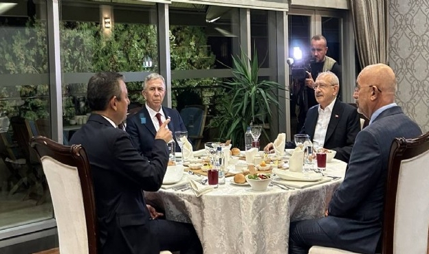 Özel, Kılıçdaroğlu ile bir araya geldi!