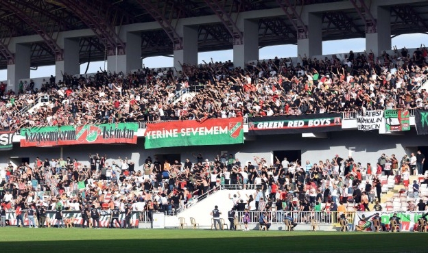 Karşıyaka kongreye gidiyor