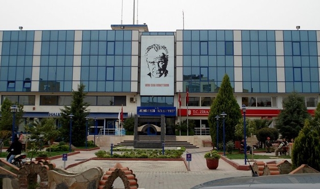 Menderes’ten yeni doğan bebeklere hediye