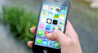1 Ocak’ta yürürlüğe giriyor: Telefon kullanan herkesten kesilecek!