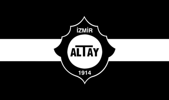 Altay&#039;da iki oyuncu sözleşme yeniledi