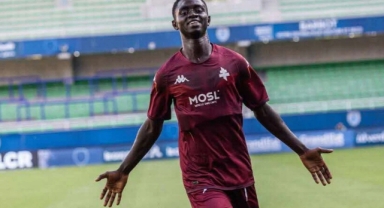 Göz-Göz'den Ibou Sane'ye kanca!