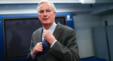 Hükümet düştü: Fransa Başbakanı Barnier istifa etti