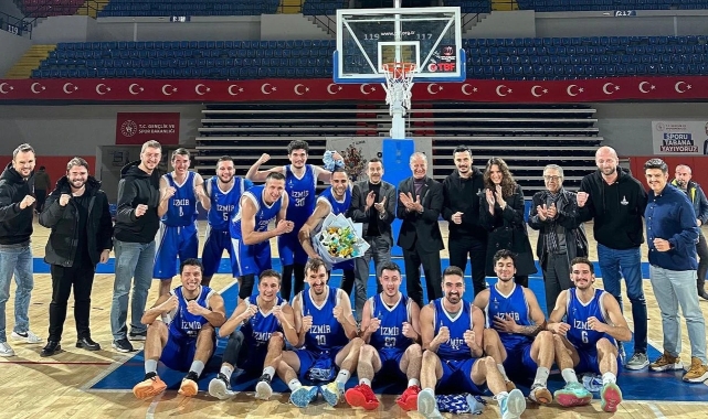 İzmir Büyükşehir, Bölgesel Lig&#039;e yükseldi!