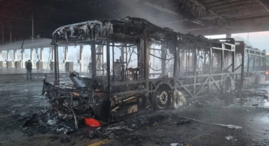 Manisa'da otobüs yangını: Ulaşıma etkisi olmayacak